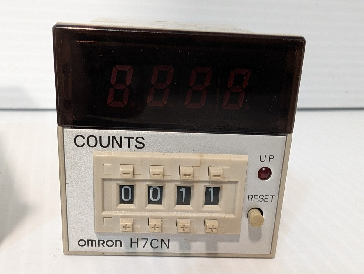 Omron H7CN 1/16 DIN, Single Preset Counter 4-Digit LED Display