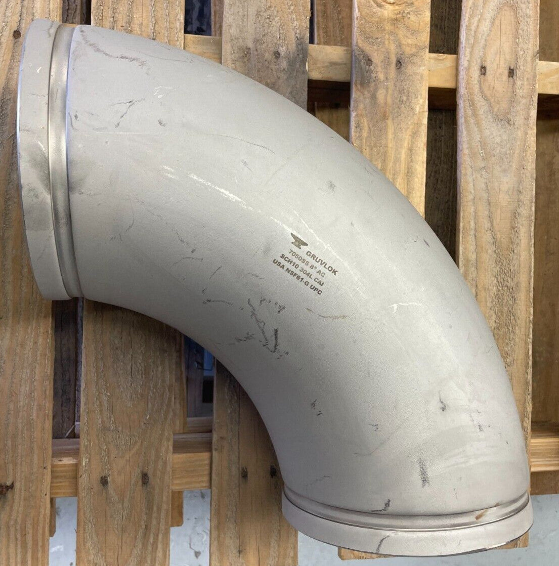 ANVIL GRUVLOK 7050-SS 8" S/10 90-Degree Stainless Steel Grooved End Pipe Fitting