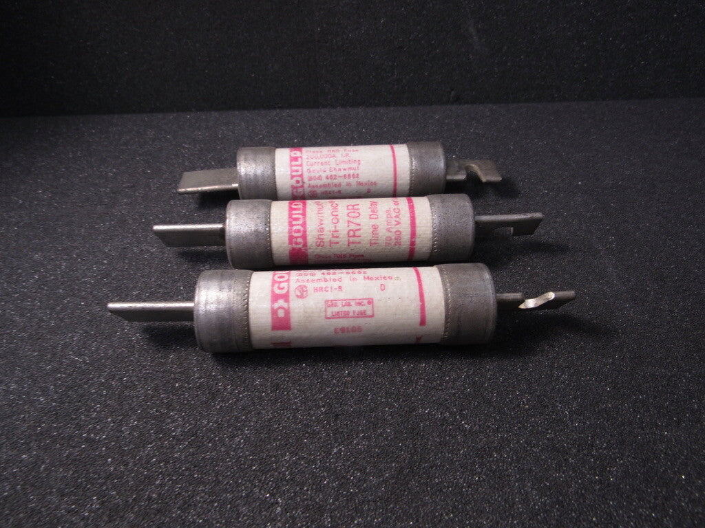 Gould Shawmut 2xTR100R and 1xTR70R Tri-Onic Fuses Total Lot of 3