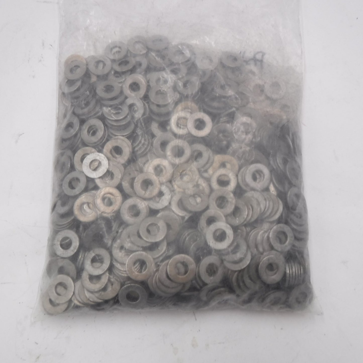 1000 Pack 1/4" ID x 5/8" OD Stainless Steel Flat Washer 243170