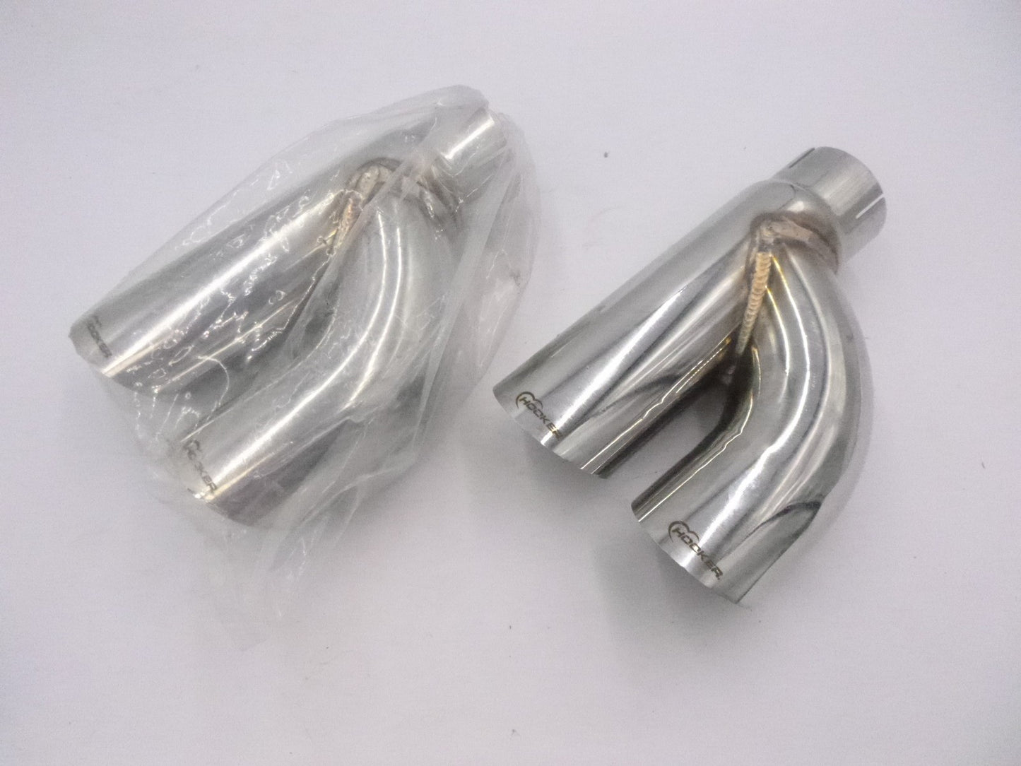2 Pack Hooker Exhaust Splitter Tips 2-1/2" Polished