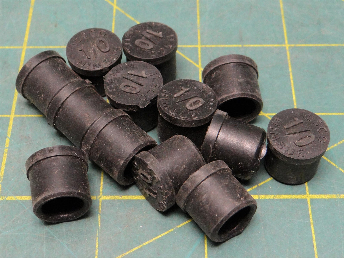 (13) ILSCO PORTPLUG-1/0 Replacement Plug for Nimbus 1/0 Connectors