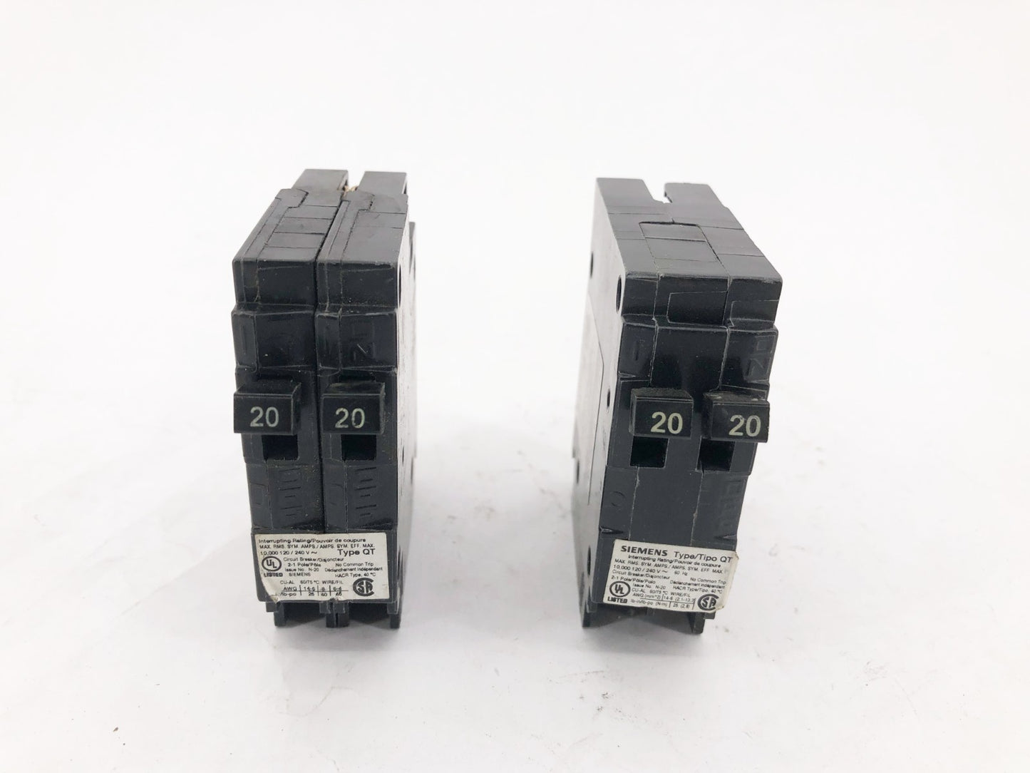 Lot of 2 New Siemens Q2020NC Tandem Circuit Breakers 20A 120/240V 1P - No Box