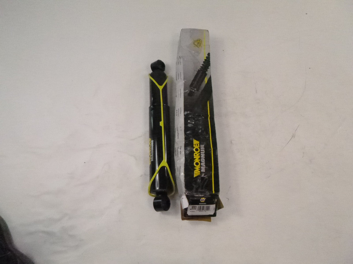 Napa Shocks RV 557031 Suspension Shock Absorber For 2001-2004 W22 Workhorse