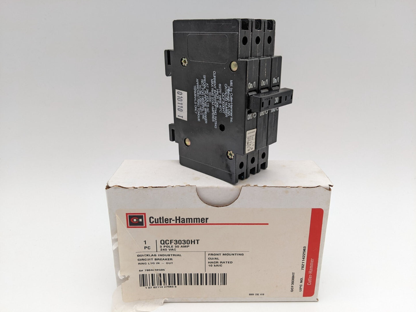 Cutler Hammer QCF3030HT Circuit Breaker 30 Amp 3 Pole 240 VAC DIN Rail Mount NOS