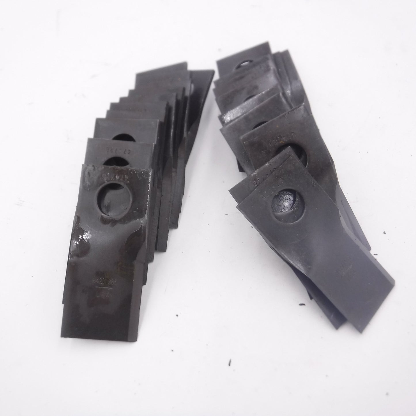 25 Pack OEM CNH Case Rotary Disc Mower Knife for Disc Mower RD163