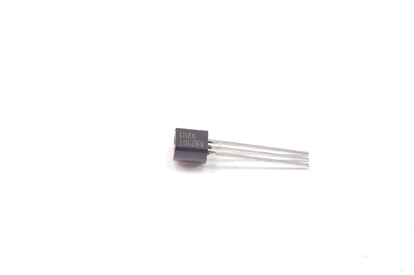 Lot of 10 Genuine - KEC - KN2907 - Transistor, PNP. Epitaxial Planar, TO-92