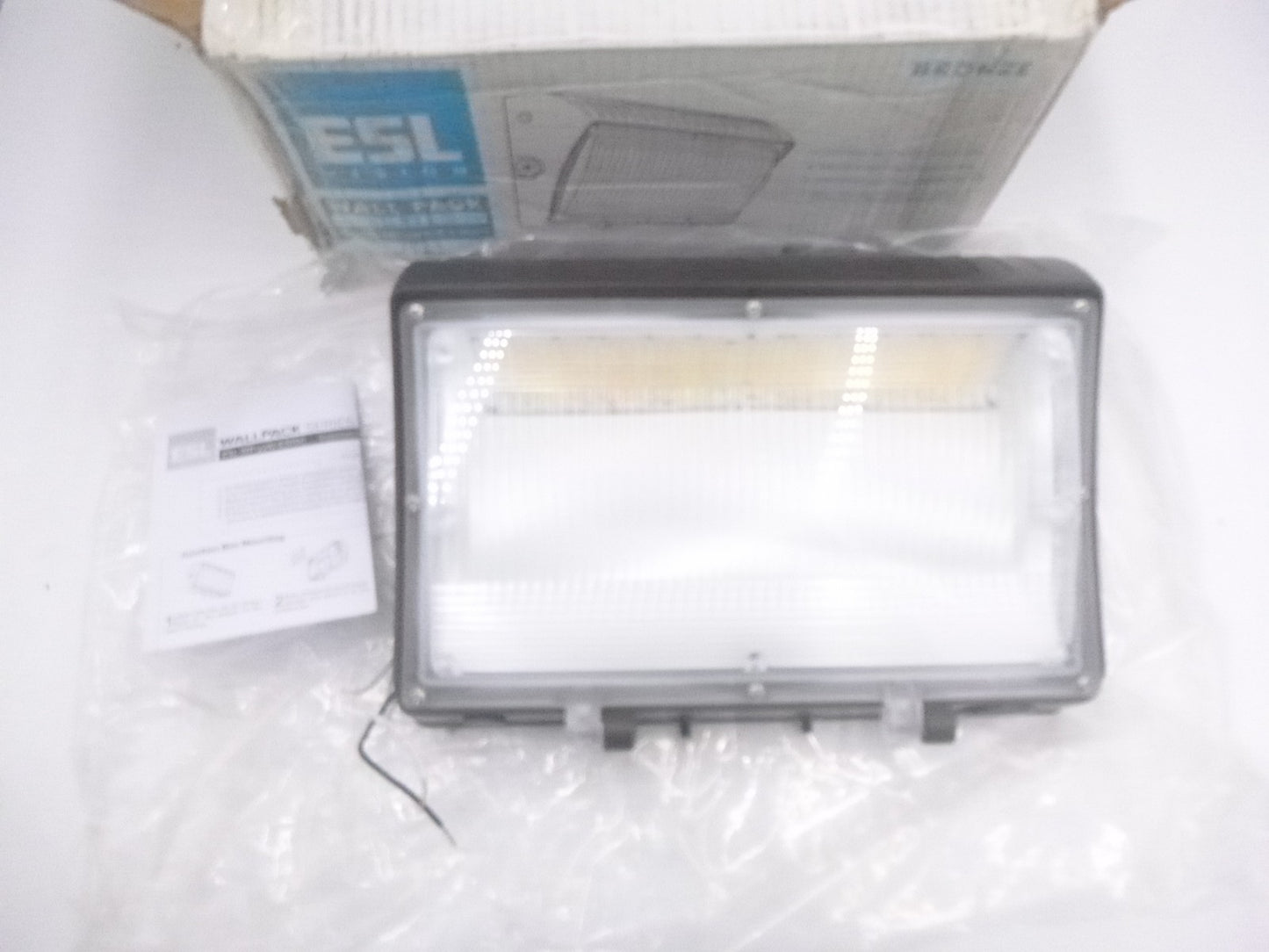 ESL Vision Wall Pack ESL-WP-70100W-63050-BZ Bronze 70-85-100W 3 CCT