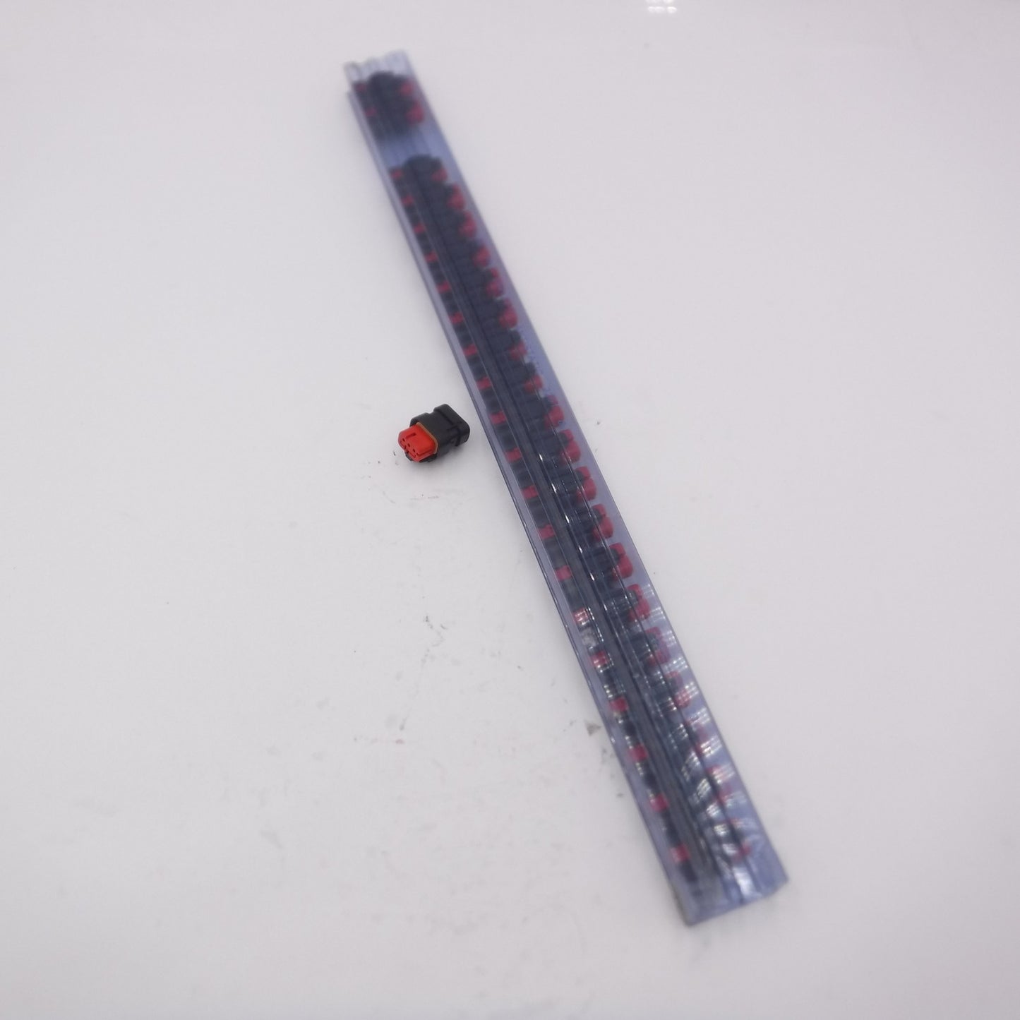 22 Pack Automotive Connector Plug Assembly 3 Position Red 18-14 AWG