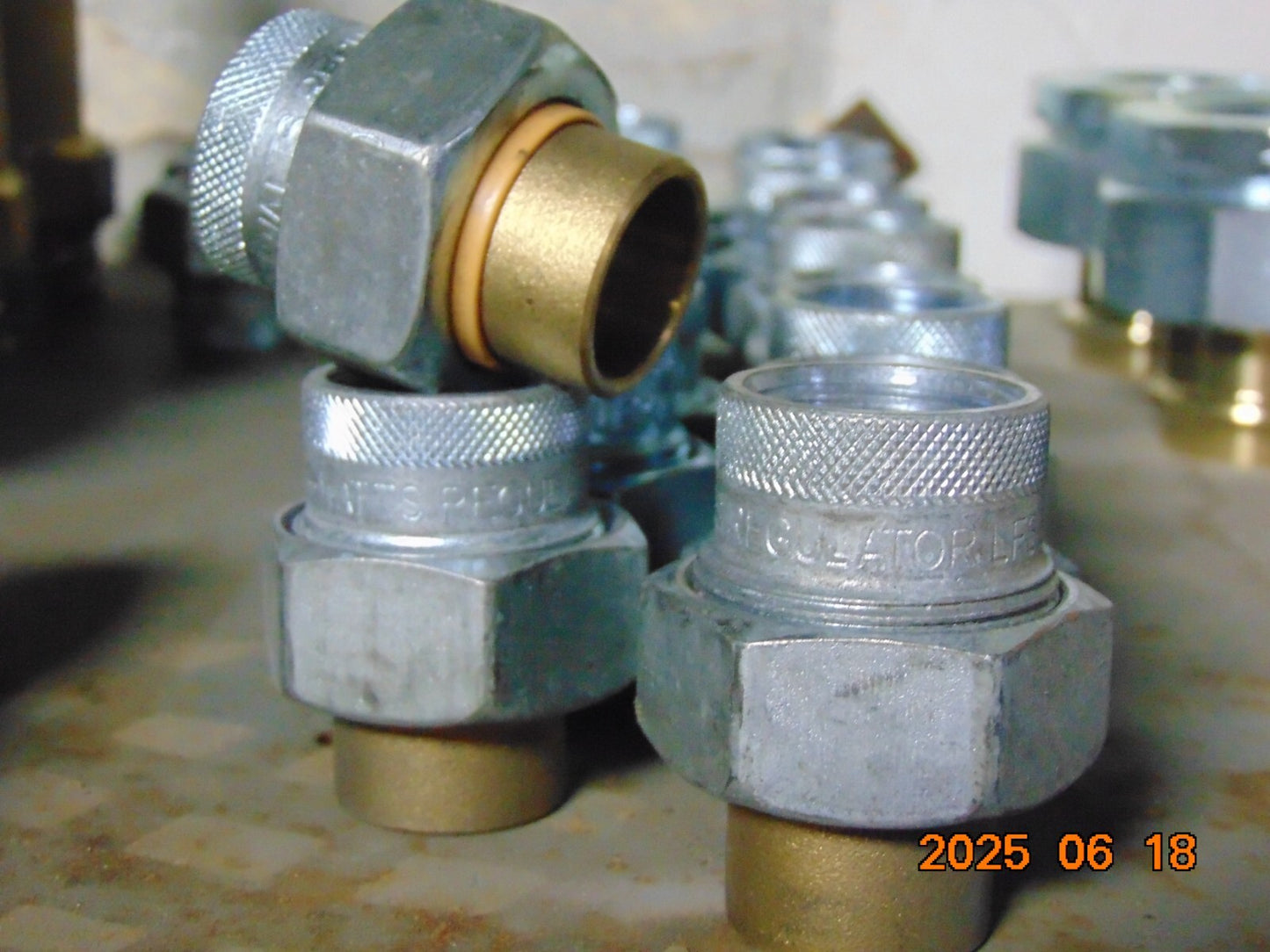 (LOT OF 2) WATTS 3/4" LF301, 3/4" FIP x C Dielectric Unions GENUINE WATTS