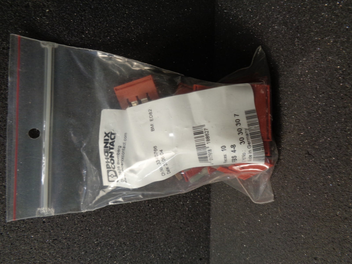 Phoenix Contact Plug-in bridge - FBS 4-8 CH. NO. 3340766 Lot of 33
