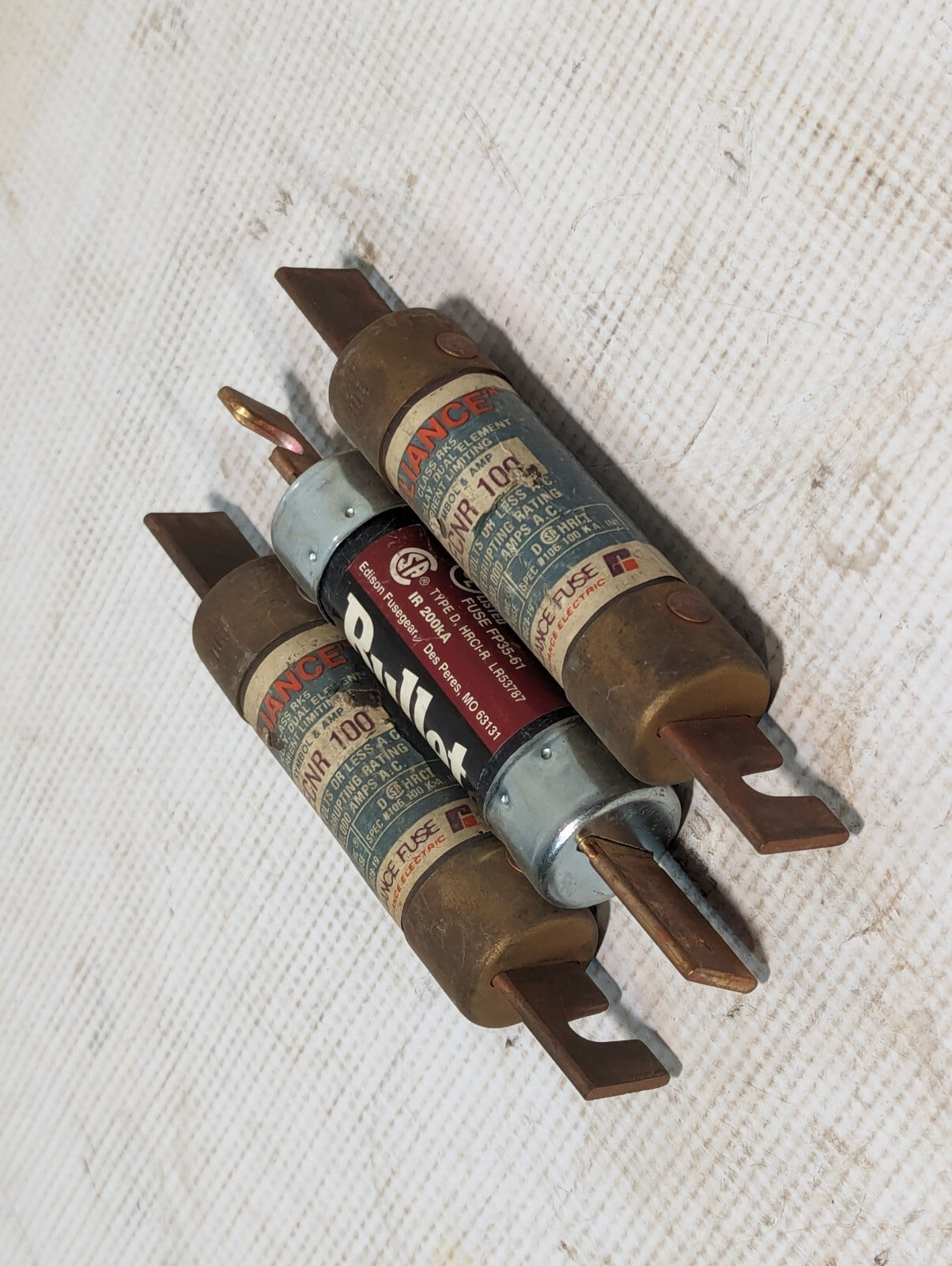 Lot of 3 Reliance/Edison Bullet ECNR100 Fuses, 100A, 250VAC