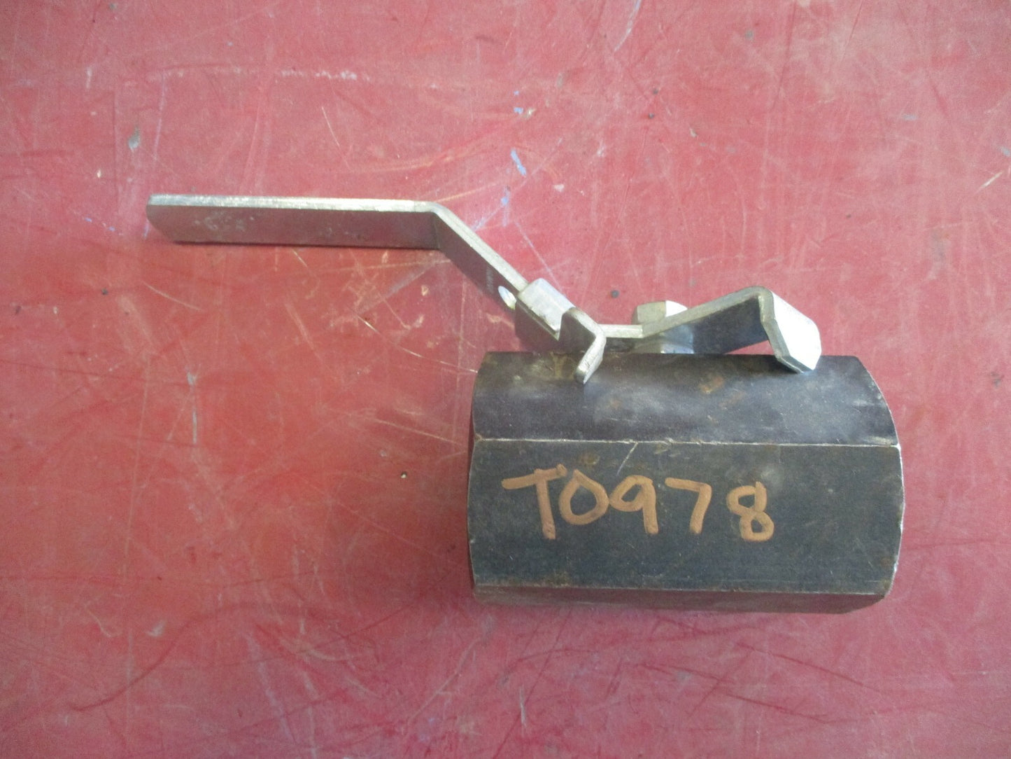 SHARPE Ball Valve 1-1/4" 2000 PSI Working Pressure Female Threaded Series 58B74