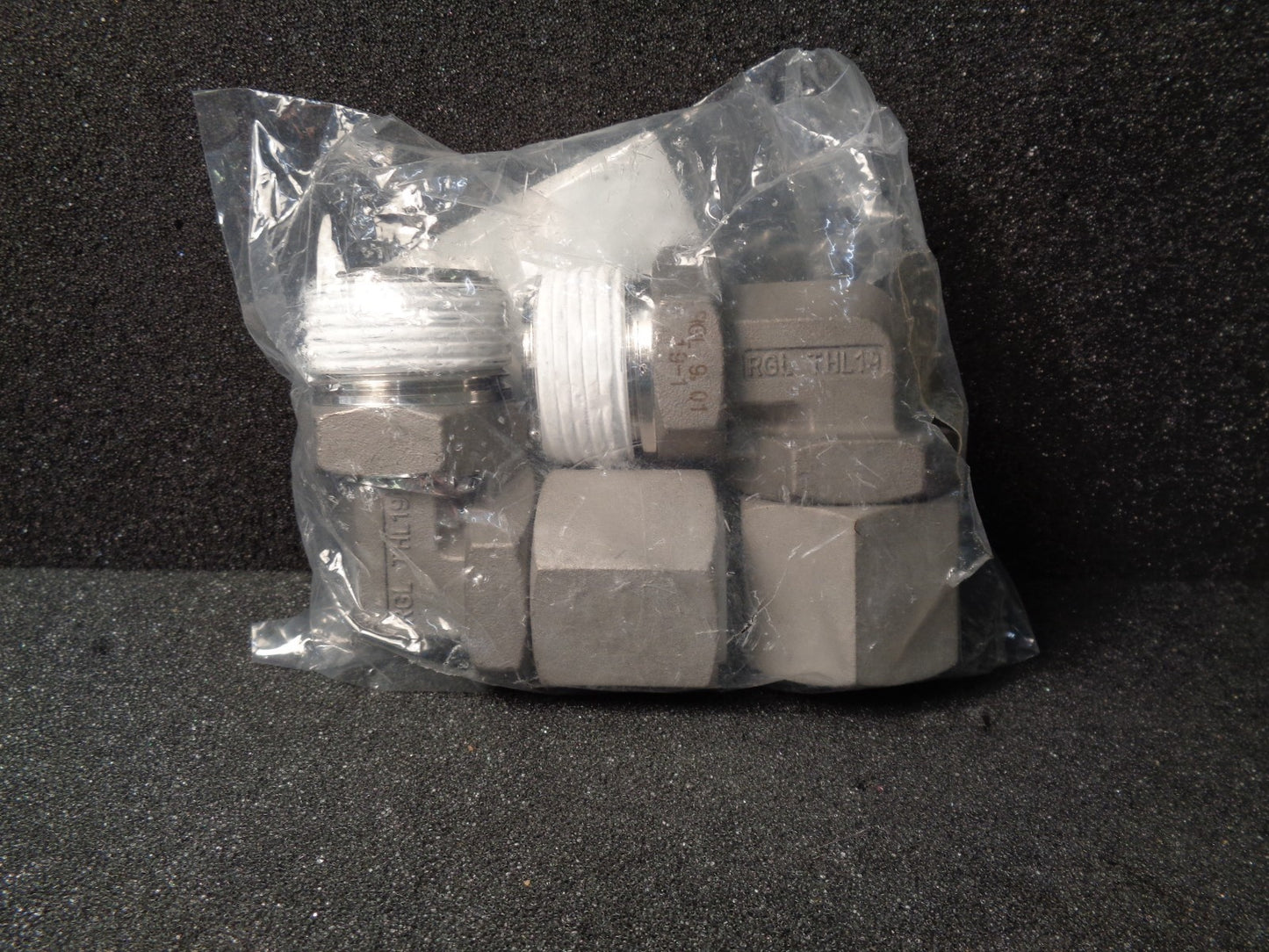 Hose Fittings Kantouch Elbow THL19-1-S 304 Stainless Steel Lot Of 2