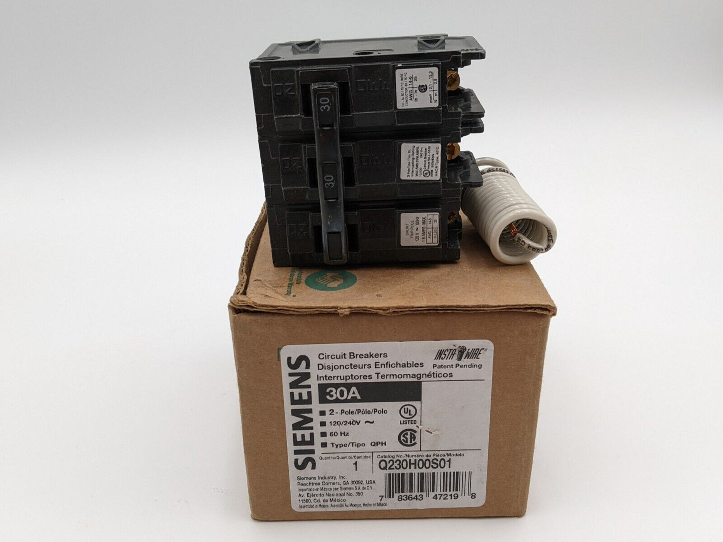 Siemens Q230H00S01 Circuit Breaker 30 Amp 3 Pole 120/240 VAC Plug In Shunt Trip