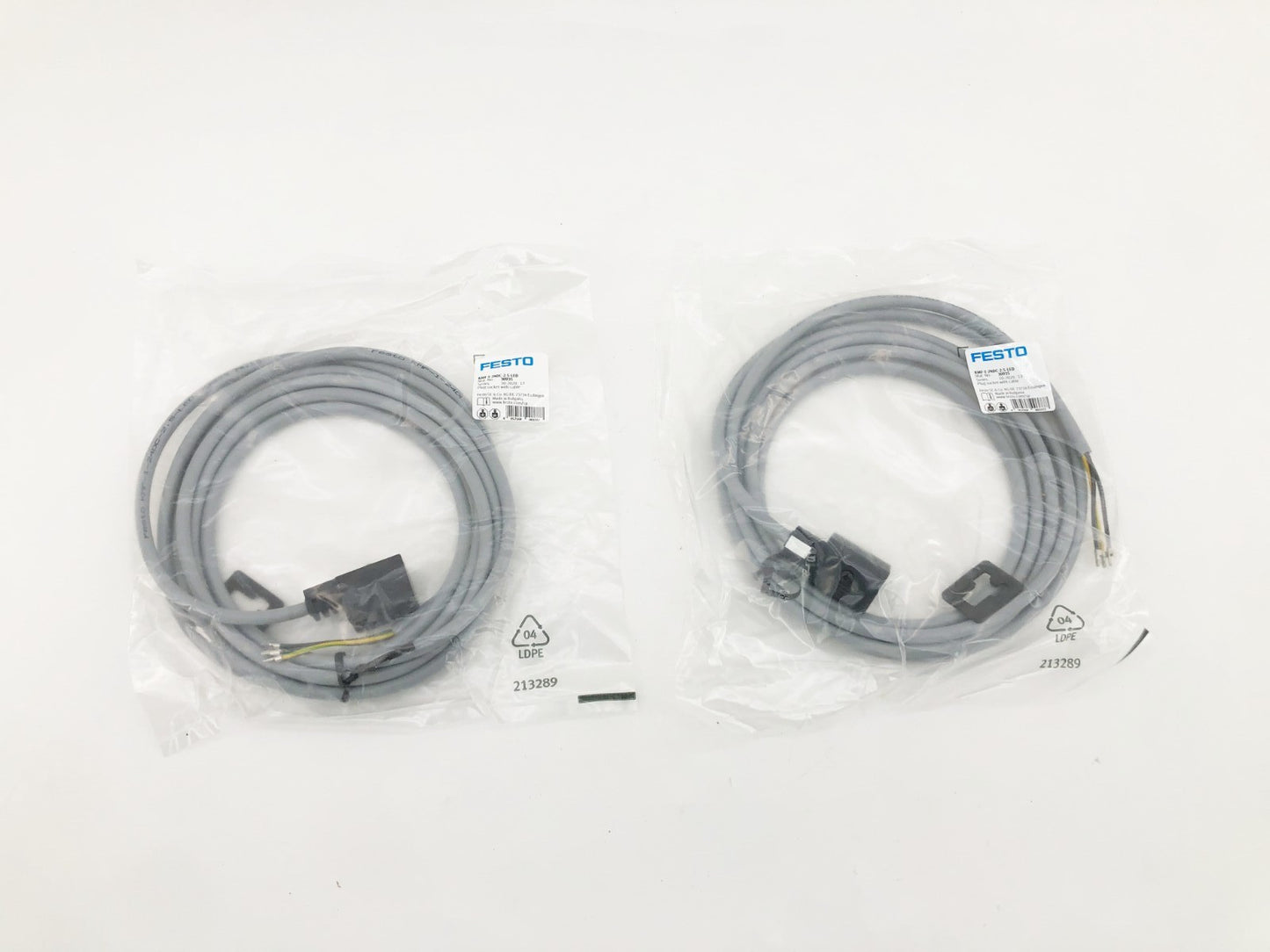Lot of 2 New Festo KMF-1-24DC-2.5-LED Plug Socket Cables 2.5m 30935