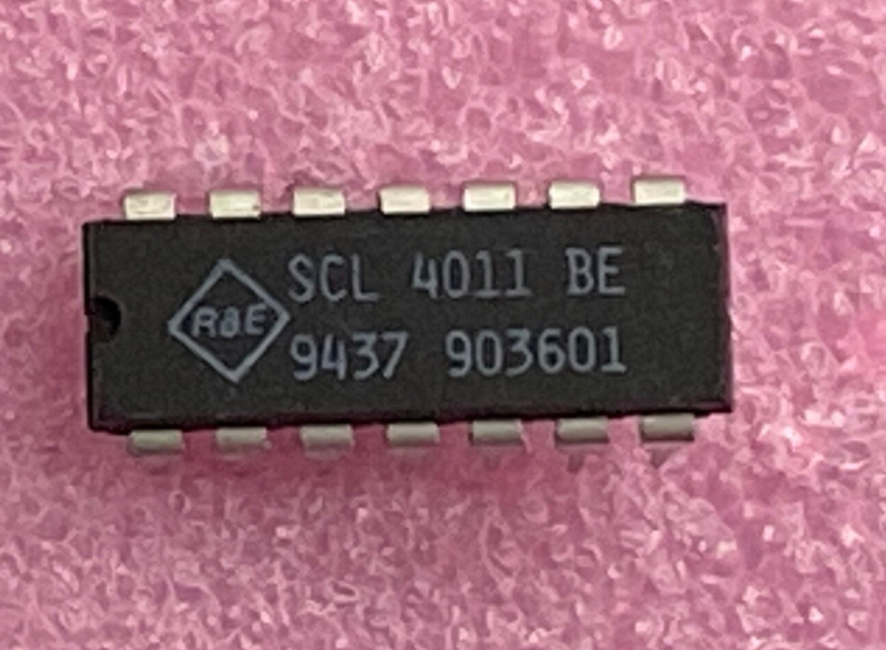 R&E SCL4011BE quad 2-input NAND gate Integrated Circuit