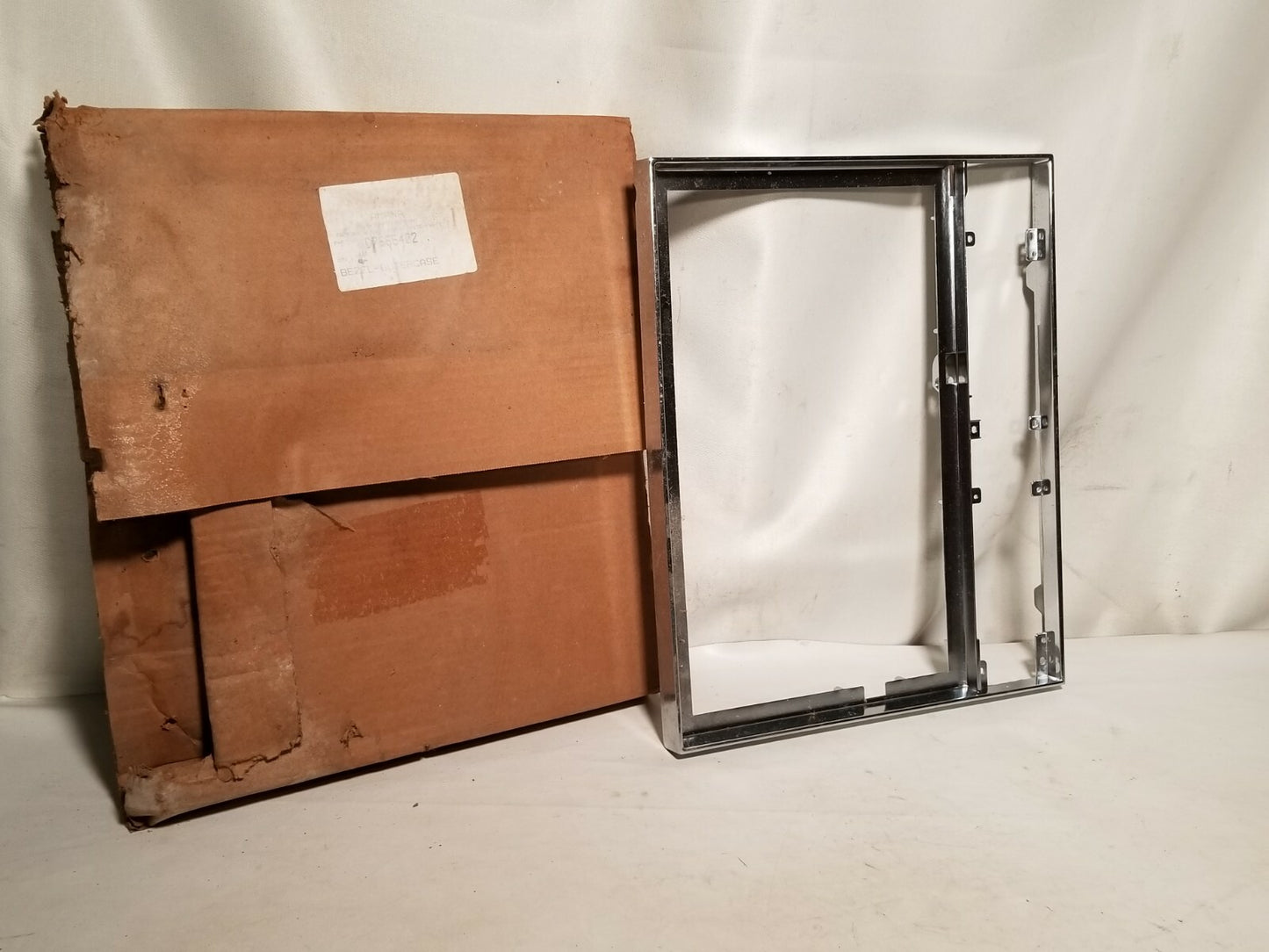 Amana D7666402 bezel - outercase