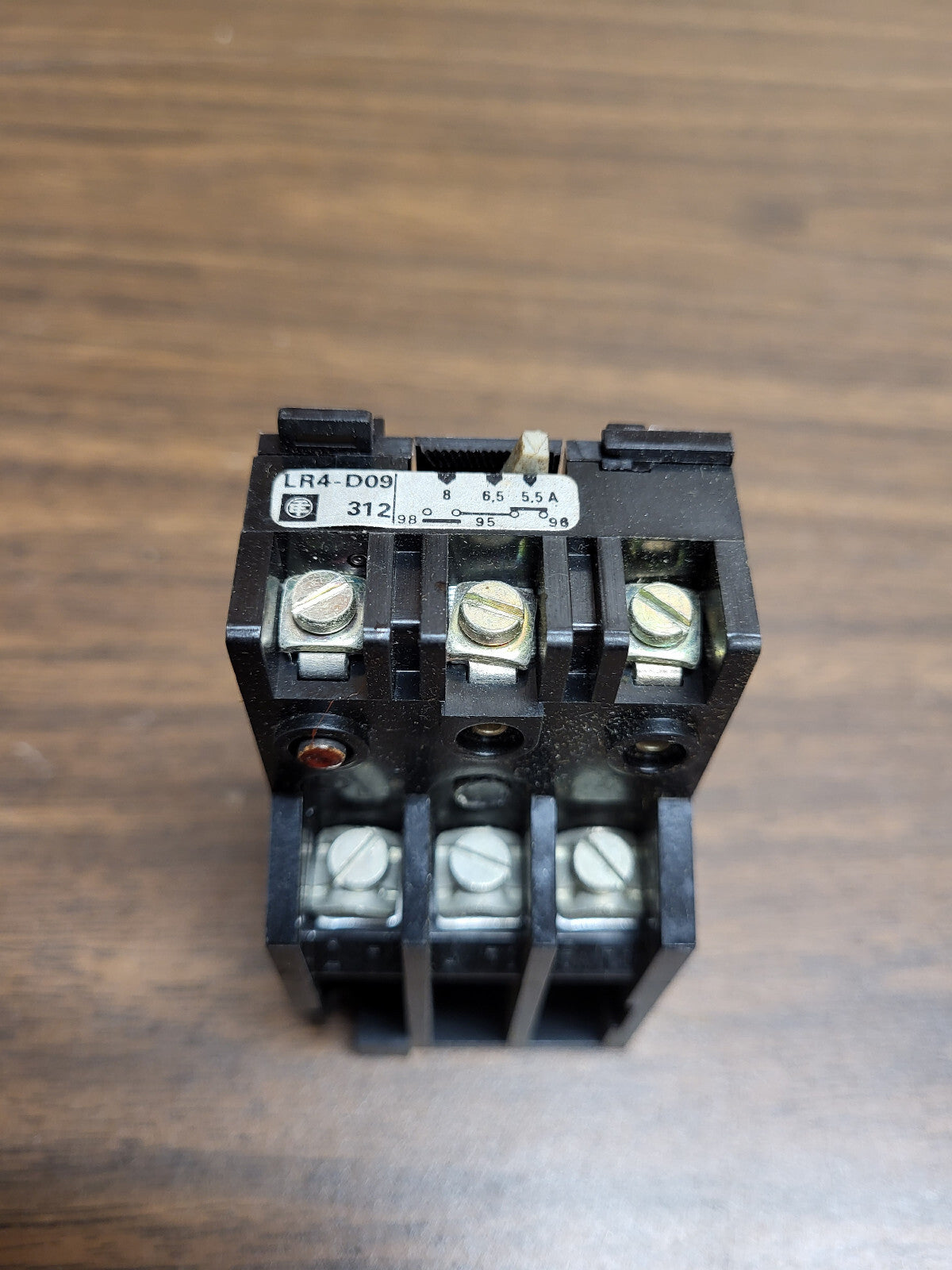TELEMECANIQUE LR4-D09312 OVER LOAD RELAY 5.5-8AMP NON DIFFERENTIEL