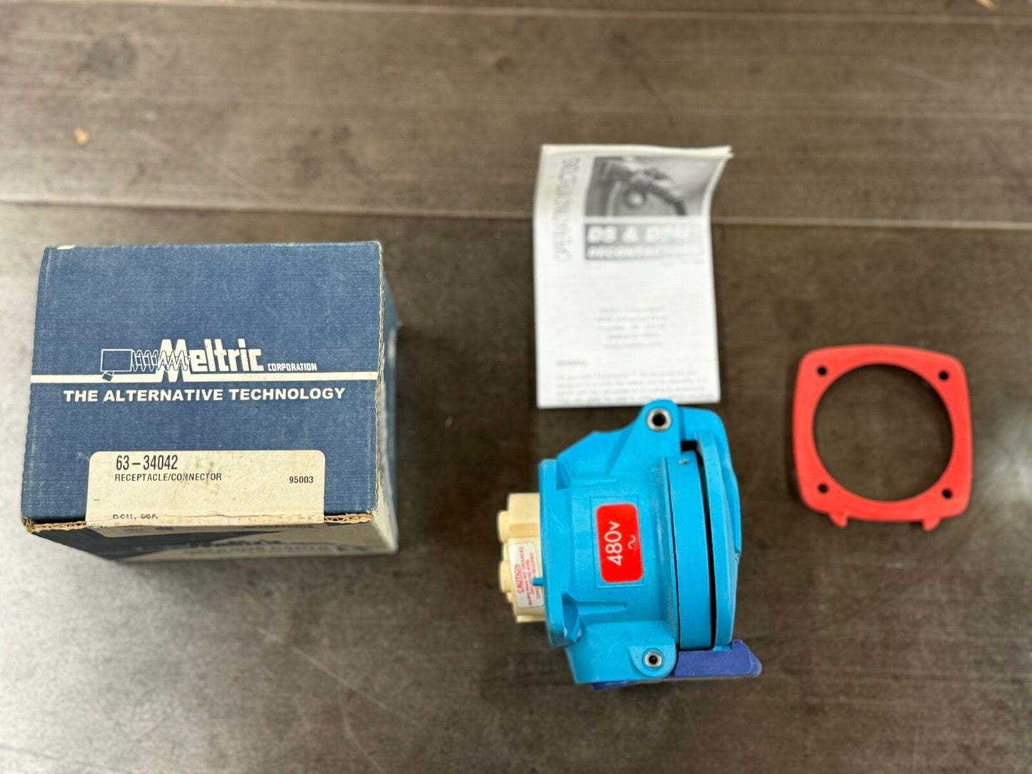 Brand New! MELTRIC 63-34042 DSN30 RECEPTACLE CONNECTOR 30A 4X 5HP IP69K 480V