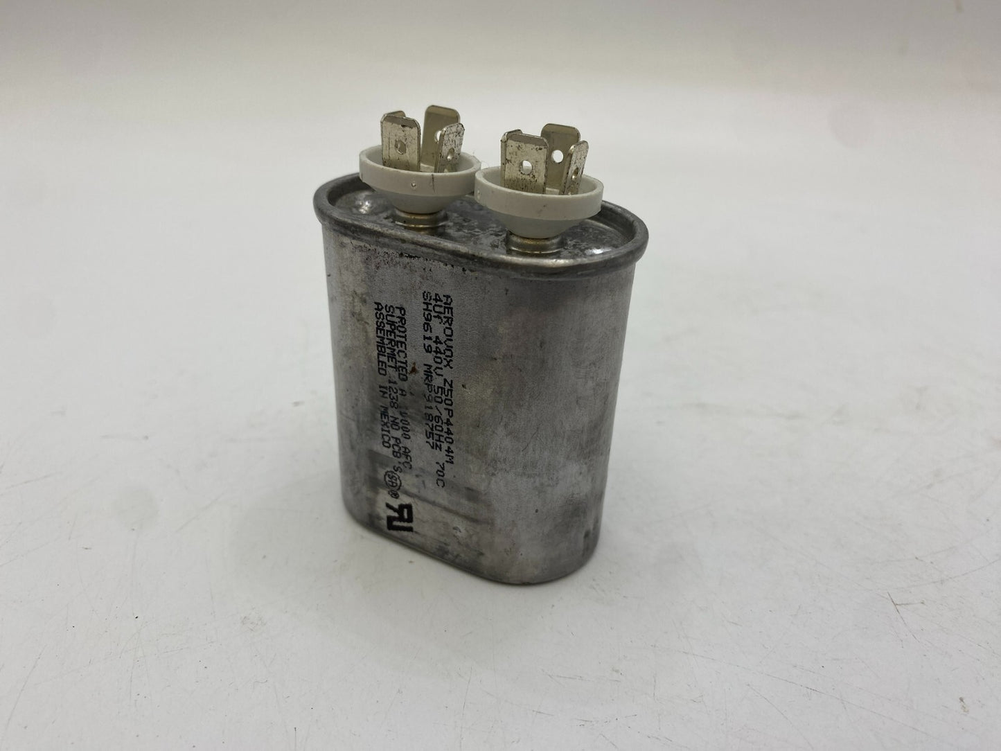 Aerovox Z50P4404M Capacitor 440V 50/60HZ 70C NOS 440 Volt