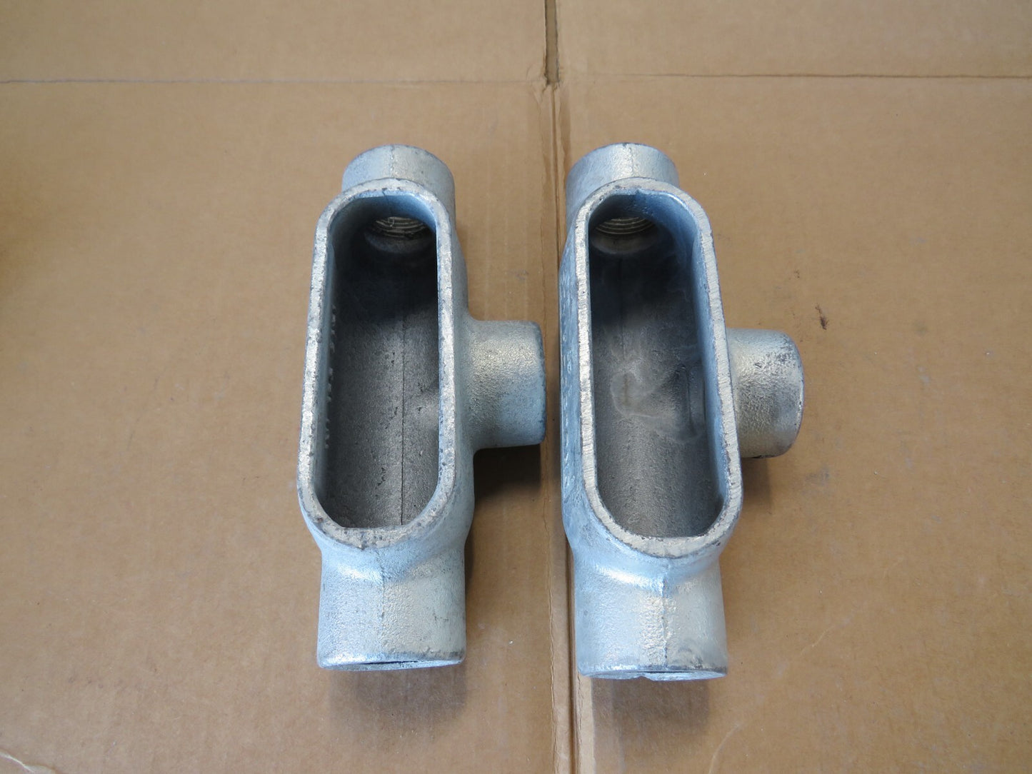 Lot of 2 Crouse-Hinds T-Style Conduit Body Form-7 Iron Alloy 1" T37 1in