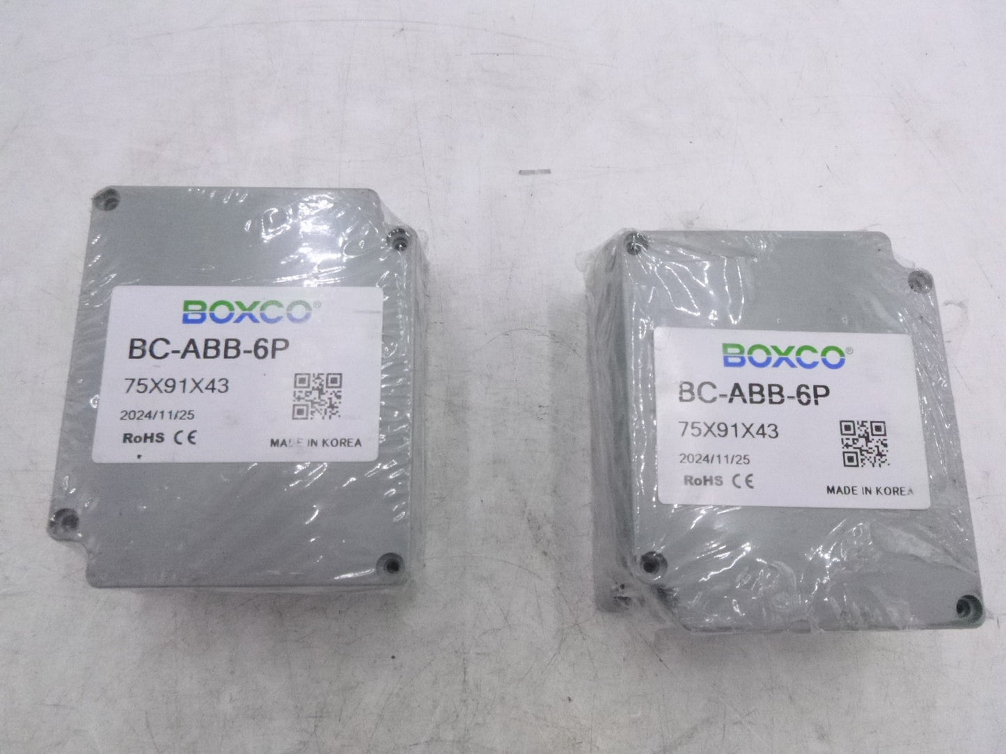 2 Pack Boxco BC-ABB-6P 6 Position 12 Terminal Gray 2.95" x 3.58" x 1.69",