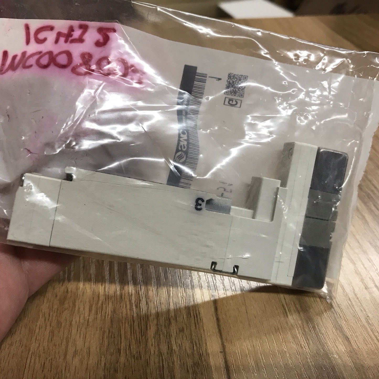 SMC VQ2300-51 Sealed In Plastic Factory Bag. VQ230051