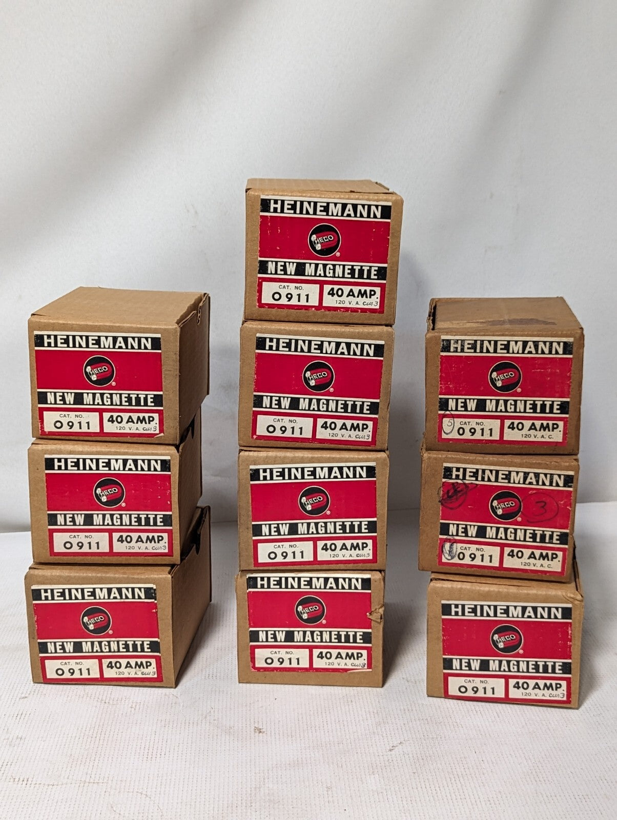 Box of 5 Heinemann 0911 Circuit Breaker, 40A 1P 120V