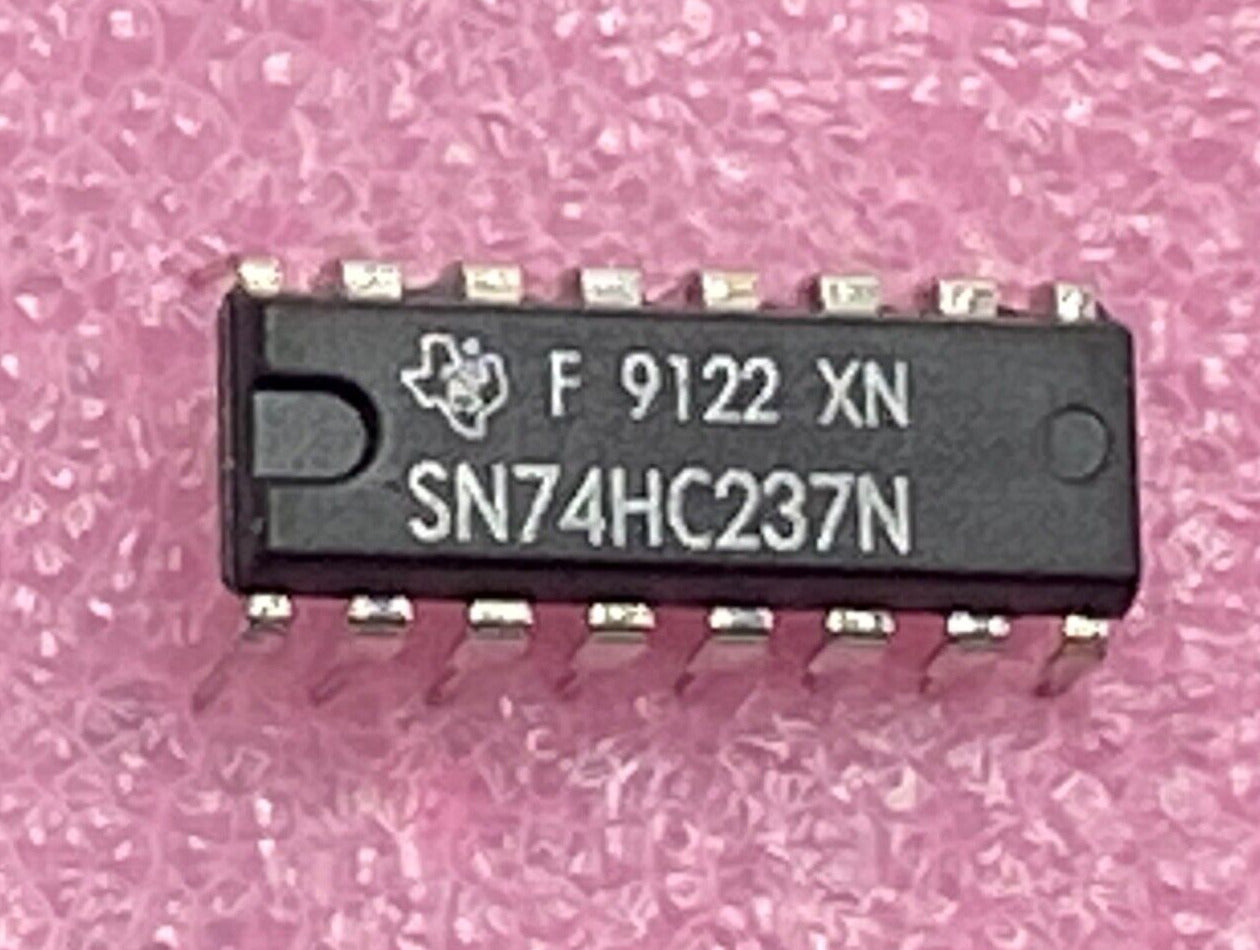Texas Instruments SN74HC237N 3-line to 8-line decoders/demux Integrated Circuit