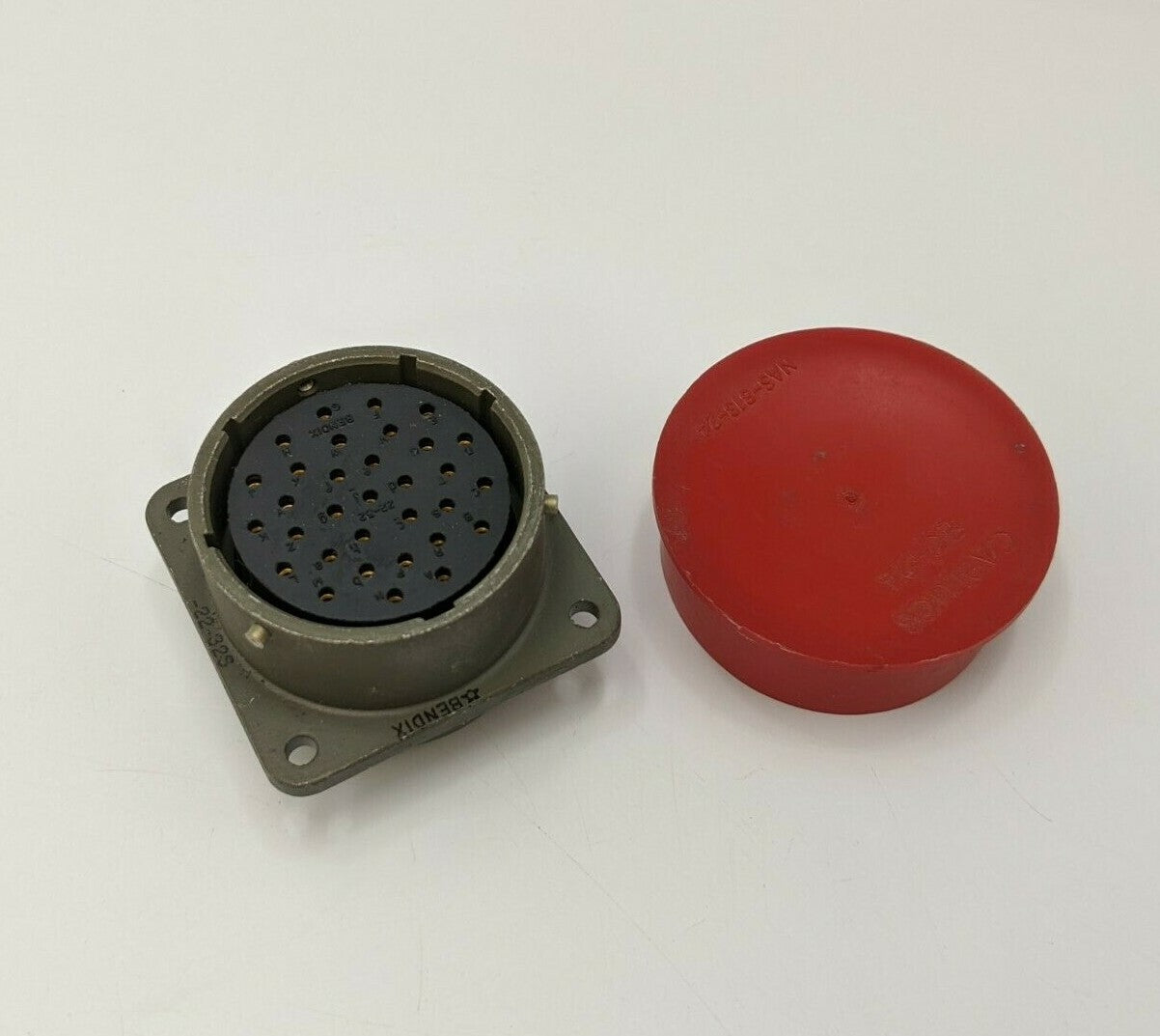 Bendix Amphenol PT02A-22-32S Circular Connector Receptacle 32 Pos Female Socket