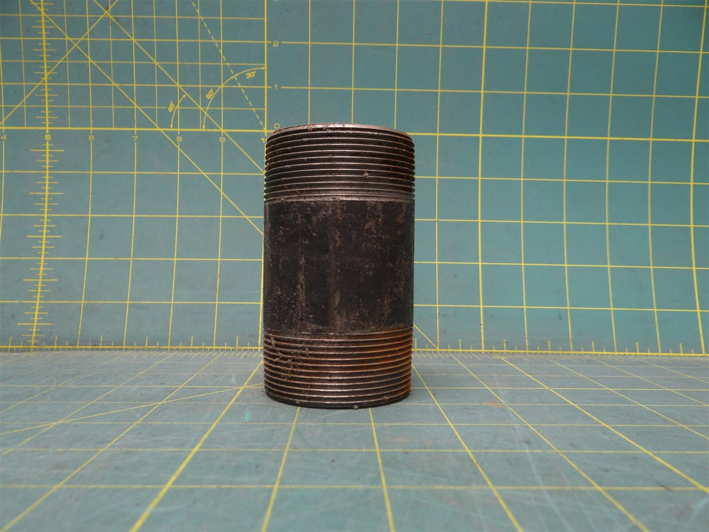 1/4" x 4" Pipe Fitting Nipple Male NPT Steel Tapered Threaded Schedule 10 Welded