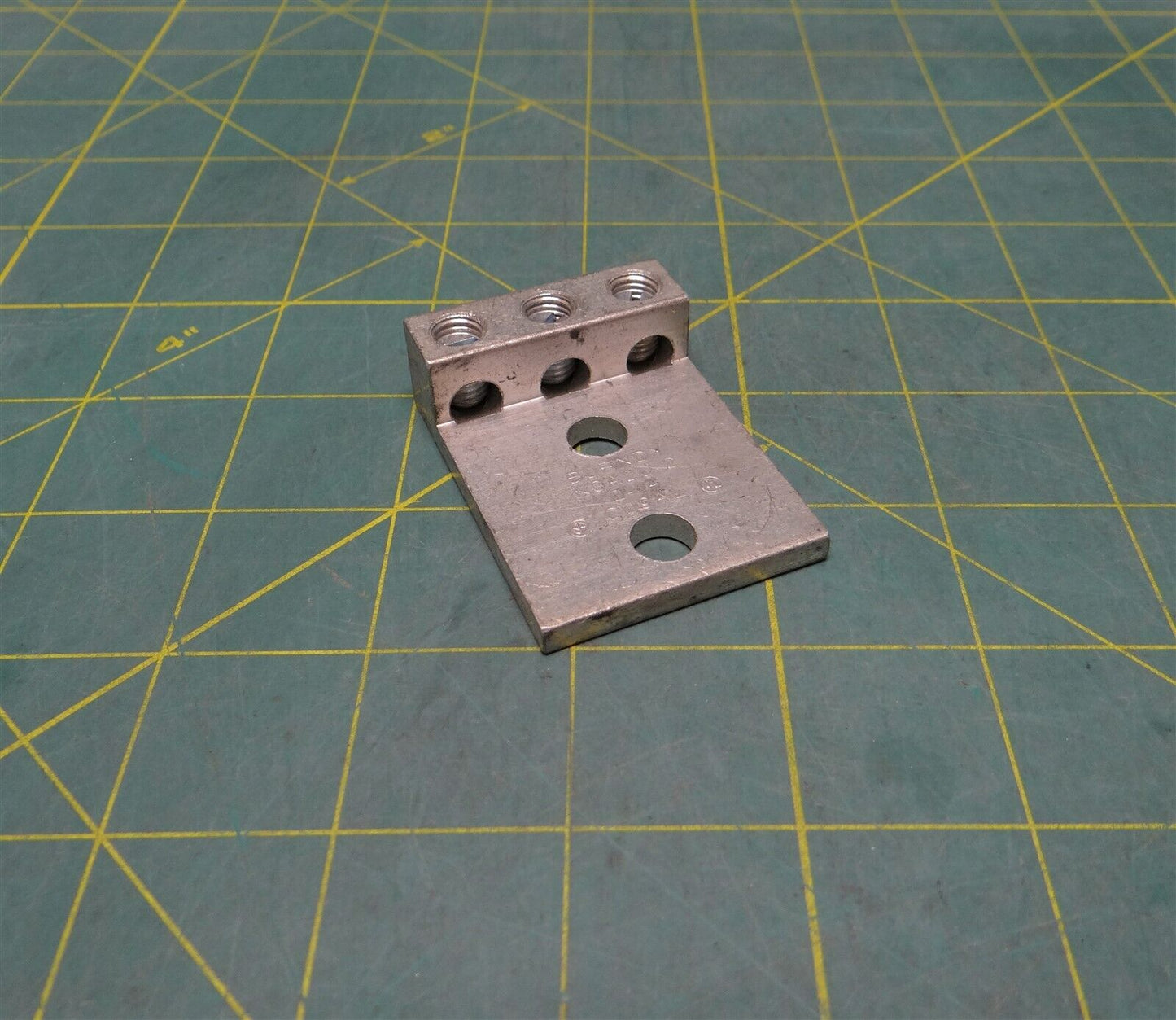Burndy K3A2U-2 Aluminum Universal Terminal 3 Conductor, 2 Hole, 2AWG - 14AWG
