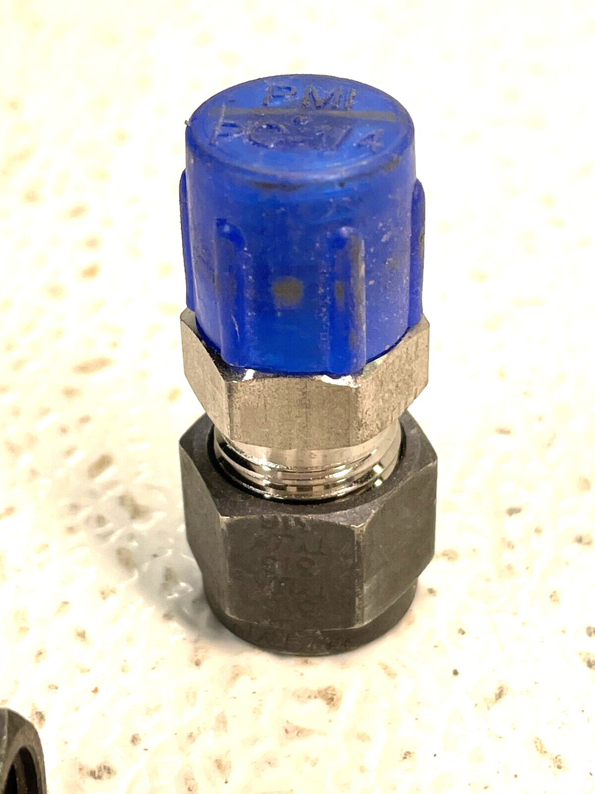 (2) TYLOK SS-6-SMC-4 Male Connector 3/8" Tube OD x 1/4" NPT Stainless Fitting