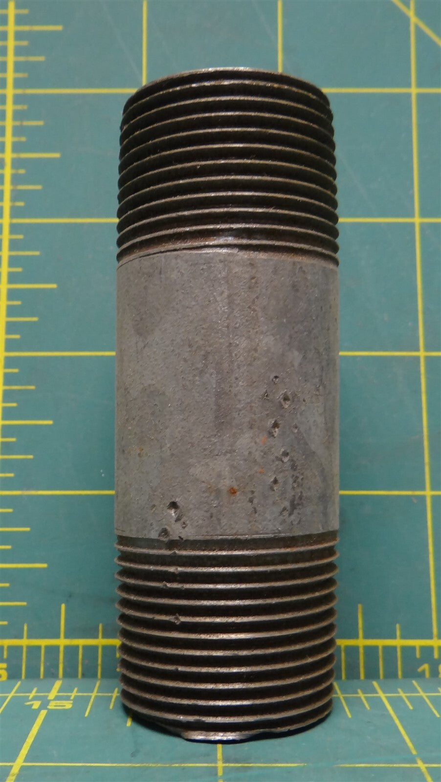1" x 3-1/2" L Galvanized Steel MNPT Pipe Nipple, Fitting, Connector