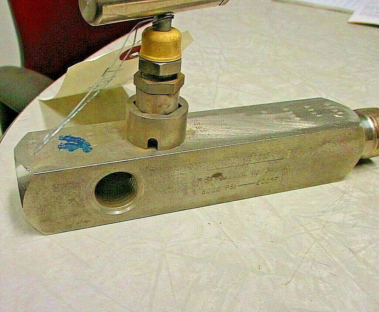 Anderson-Greenwood M5VKS46L-BL Gauge Valve 3/4 MNPT x 1/2 FNPT U57348001