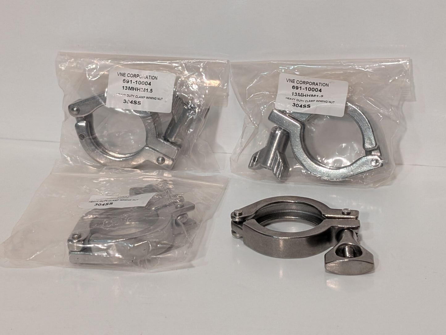Lot of 4:VNE Corporation 691-10004 13MHHM1.5 Heavy Duty Clamps w/ Wing Nut 304SS