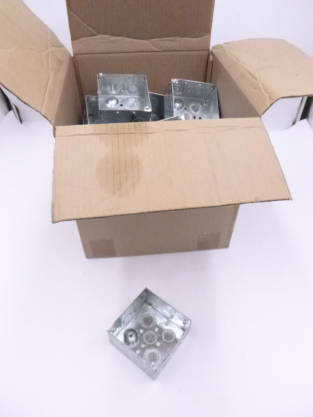 21 Pack Raco 4" x 4" x 2" Square Electrical Box 2 Gang