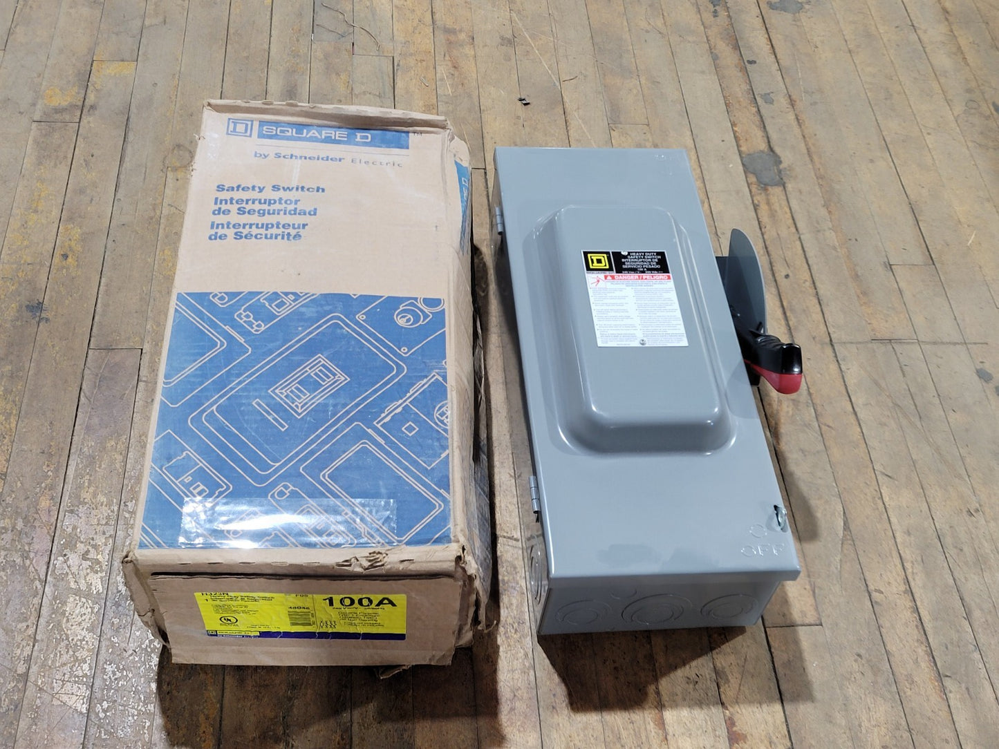 Square D H323N Safety Disconnect Switch Fusible Heavy Duty 100A 240VAC 3P Type 1