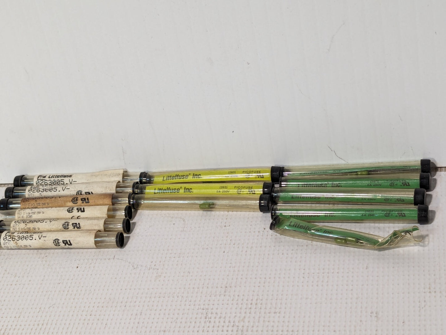 Lot Of 50+ Littlefuse 5A 250V PICO FUSES 263, II V/FA FUSE 0263005