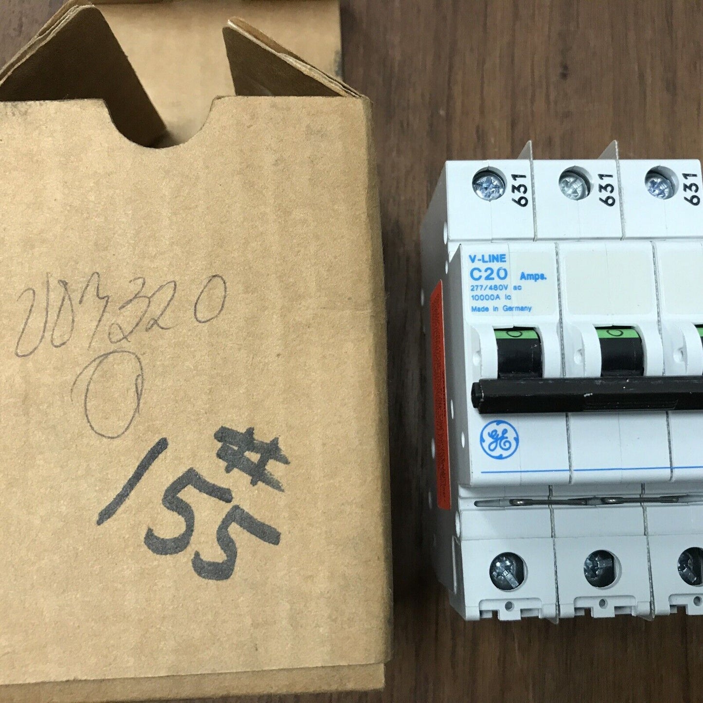 GE General Electric V07320 C20 20 Amps 277/480 VAC 3 Pole Circuit Breaker V-Line