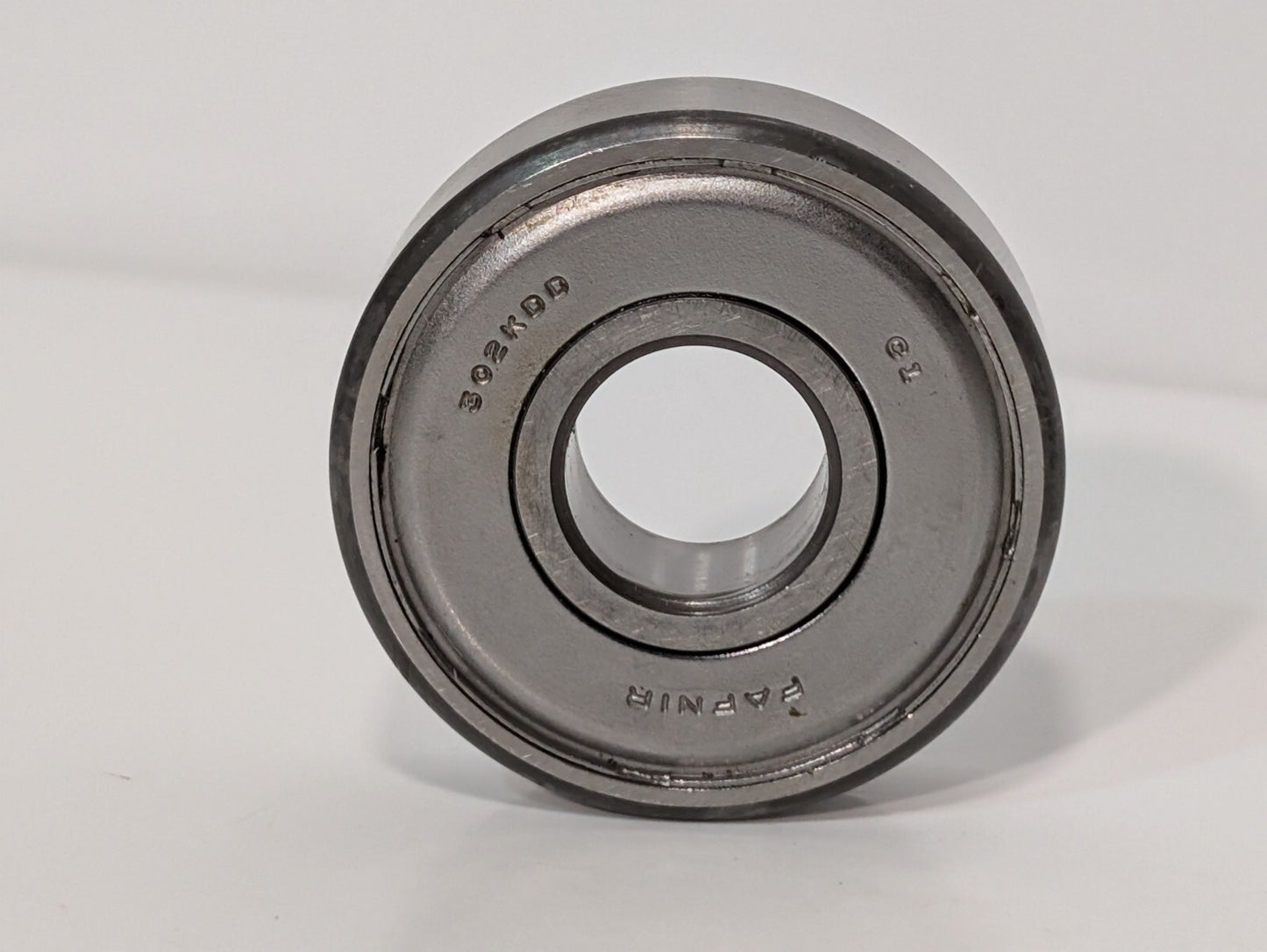 Lot of 2 Fafnir 302KDD Deep Groove Ball Bearing, Bore 15mm, OD 42mm, Width 13mm