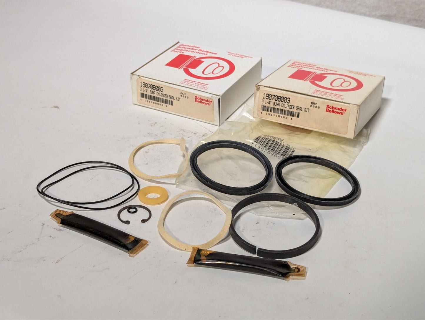 (2) Schrader Bellows 190708003 3-1/4" Buna Cylinder Seal Repair Rebuild Kit