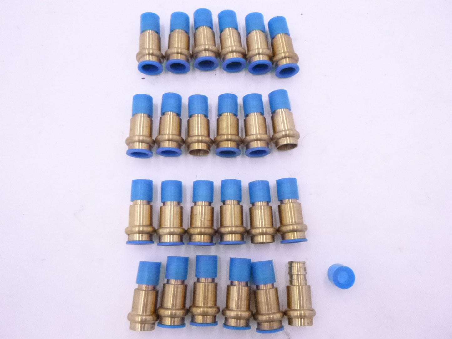 24 Pack Everflow 1/2" Press X Pex F1960 Adapter WPXPC012
