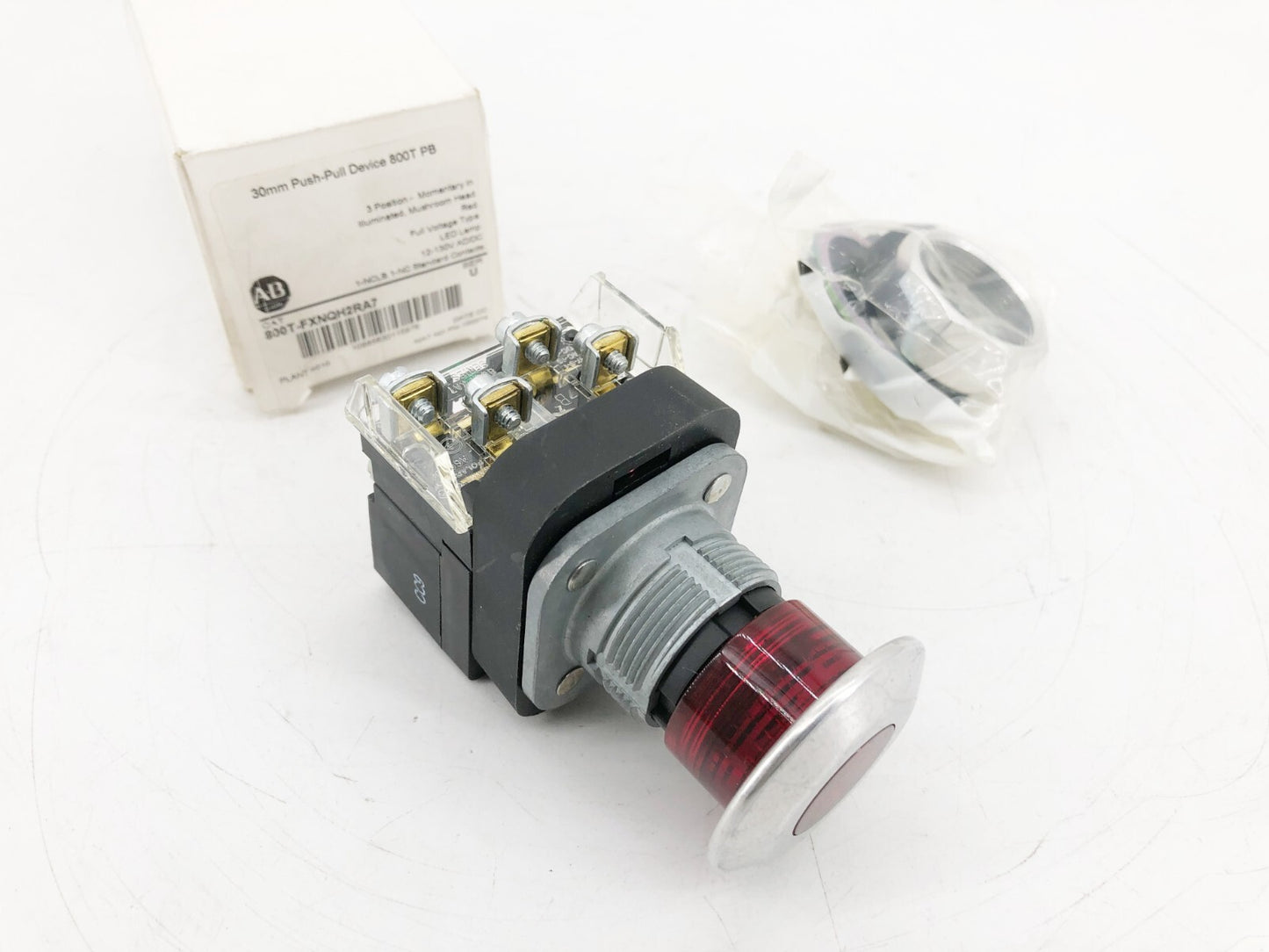 New Allen Bradley 800T-FXNQH2RA7 Ser. U Red Illuminated Push/Pull Device 3-Pos.
