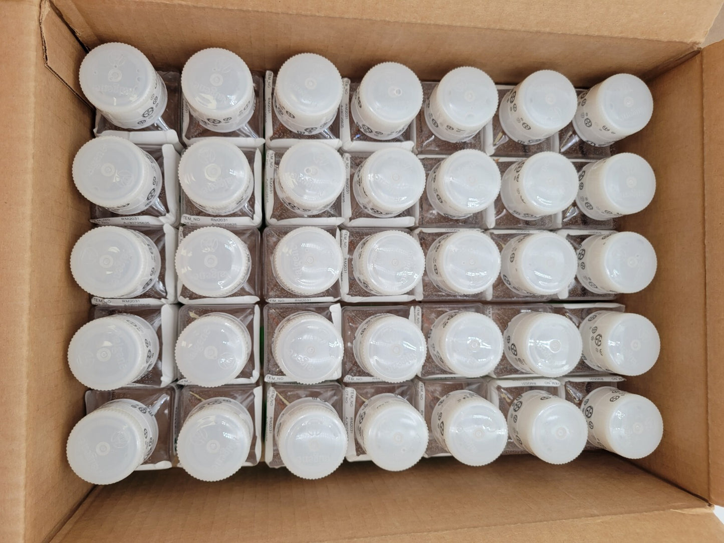 Cytiva HyClone HyPure SH30538.01 Molecular Biology Grade Water 35 Bottles 100 mL