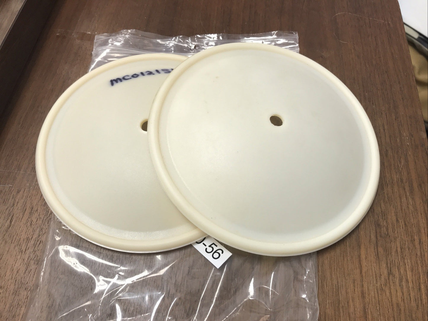 LOT OF 2 NEW WILDEN 02-1010-56 DIAPHRAGM 02101056