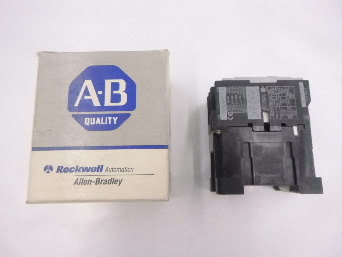 Allen-Bradley Type F Bulletin Control Relay 700-F310A2 120V 60A 720VA