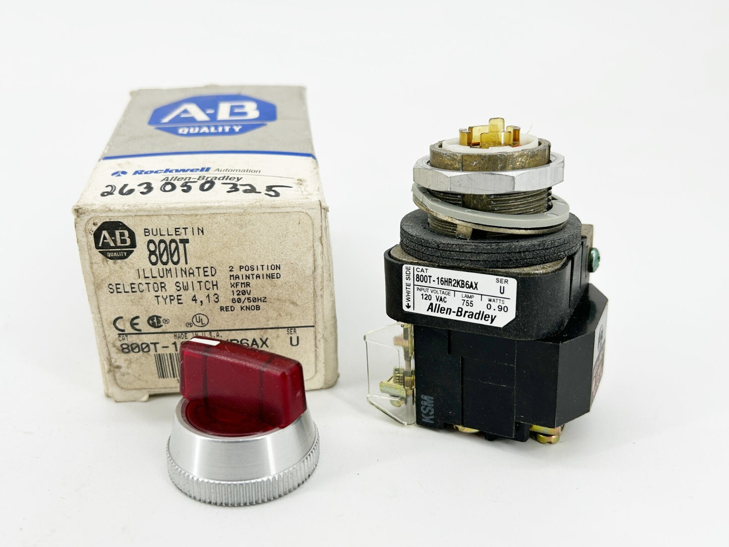 New Allen Bradley 800T-16HR2KB6AX Selector Switch 30MM 120V 2 Pos Red Ser.T