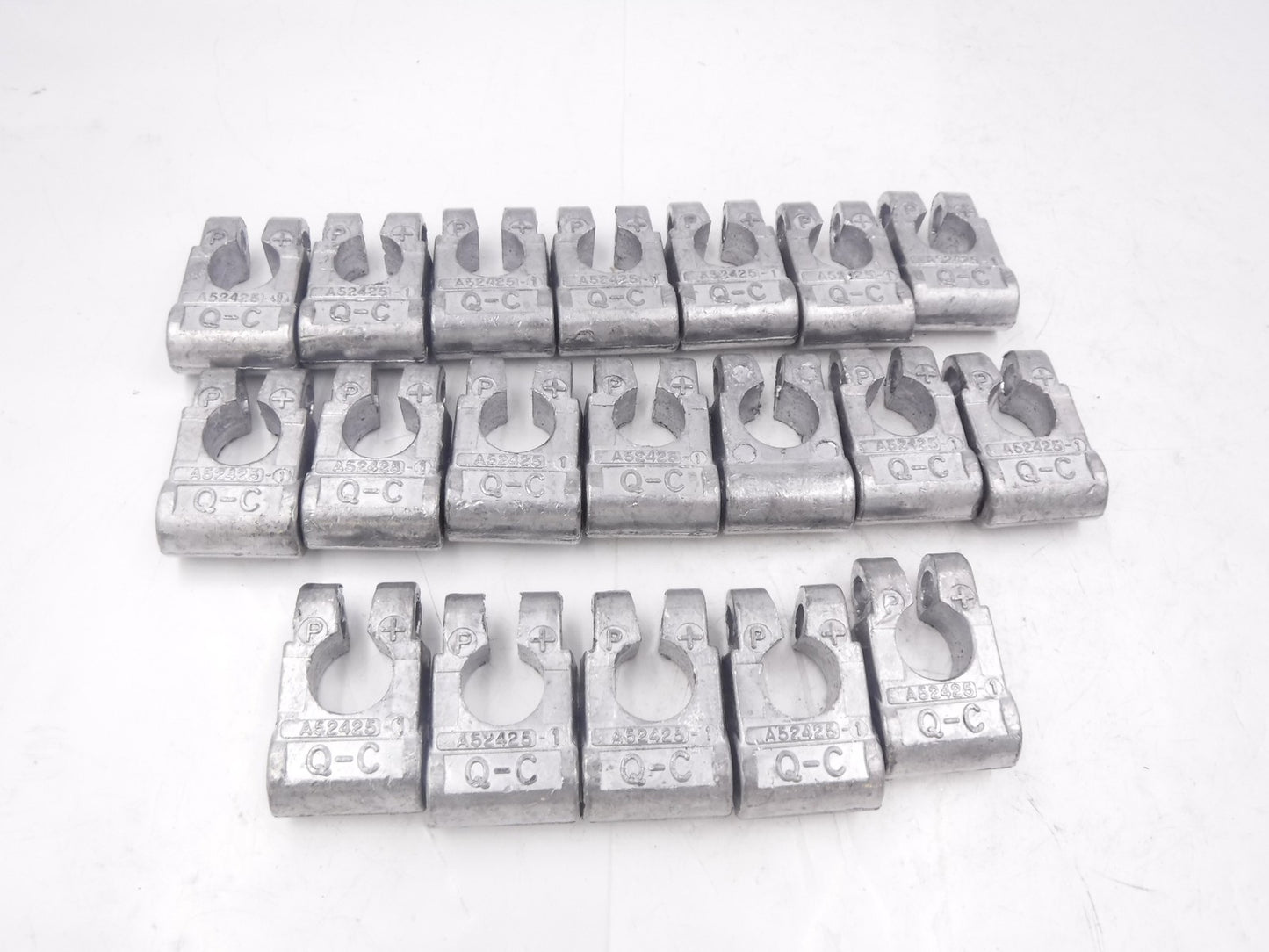 19 Pack Waytek 3/8"Stud Lead Battery Lugs For Positive Post A52425-1 SEE DES